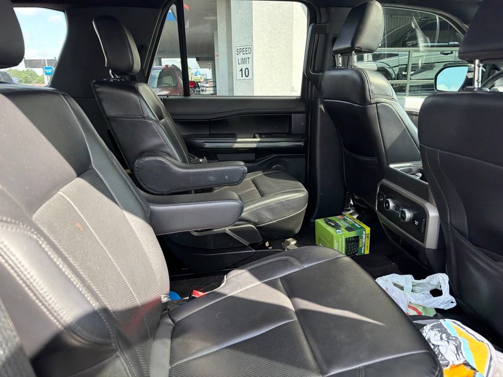 Used 2021 Ford Expedition XLT RWD image 12