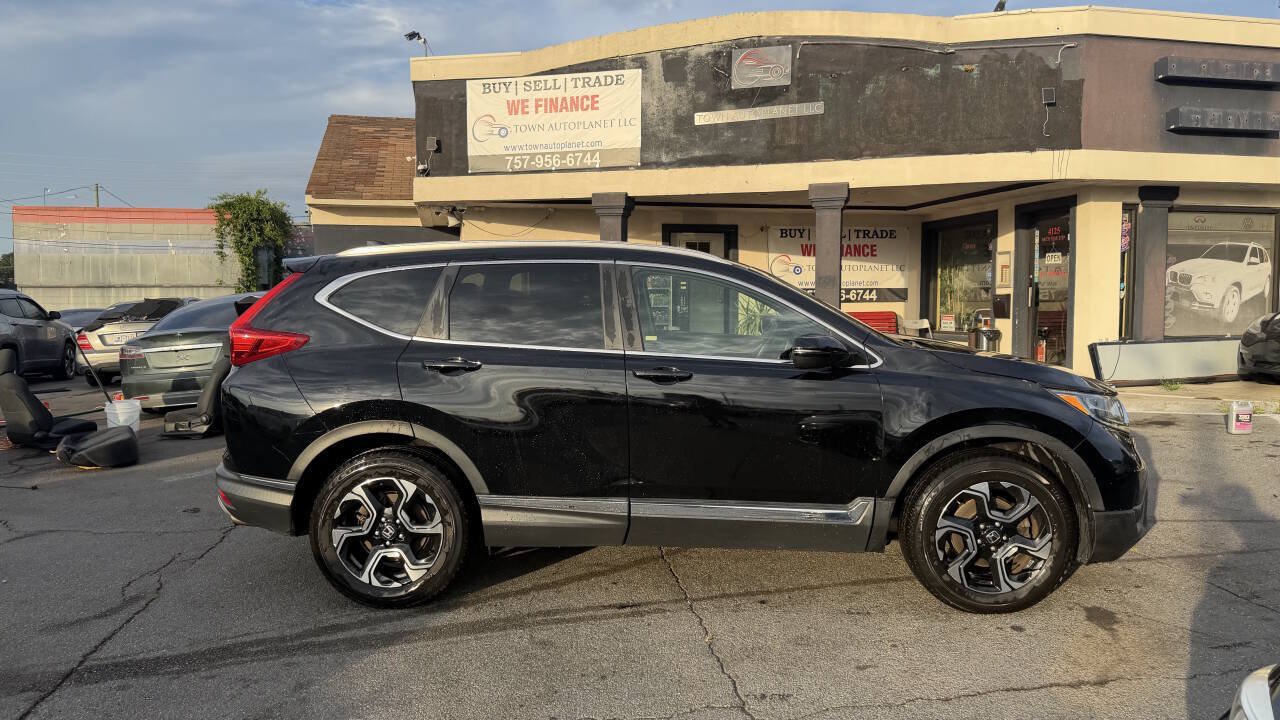Used 2018 Honda CR-V Touring image 5