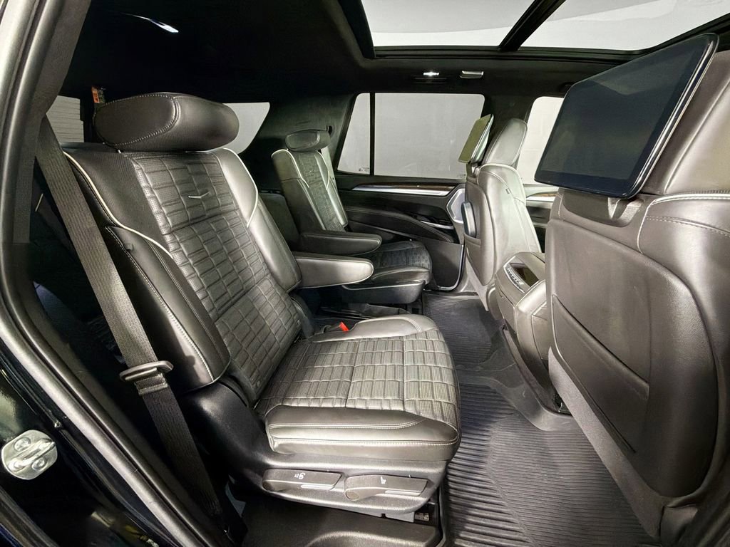 Used 2025 Cadillac Escalade Sport Platinum image 33