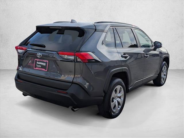 Used 2021 Toyota RAV4 LE image 5