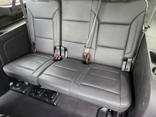 Used 2023 Chevrolet Suburban LT image 23