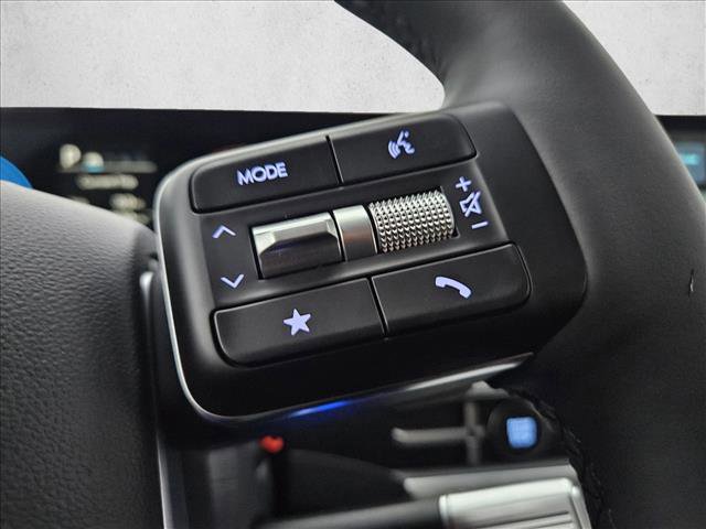 Certified 2025 Hyundai Santa Fe XRT image 13