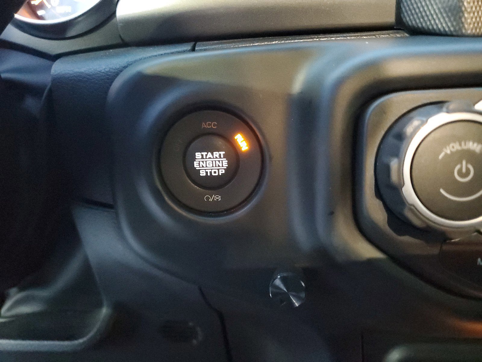 Certified 2023 Jeep Wrangler Willys image 17