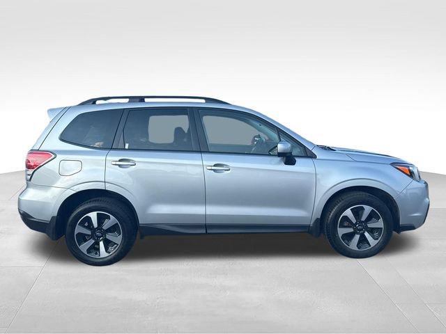 Used 2018 Subaru Forester 2.5i Premium AWD/4WD image 6