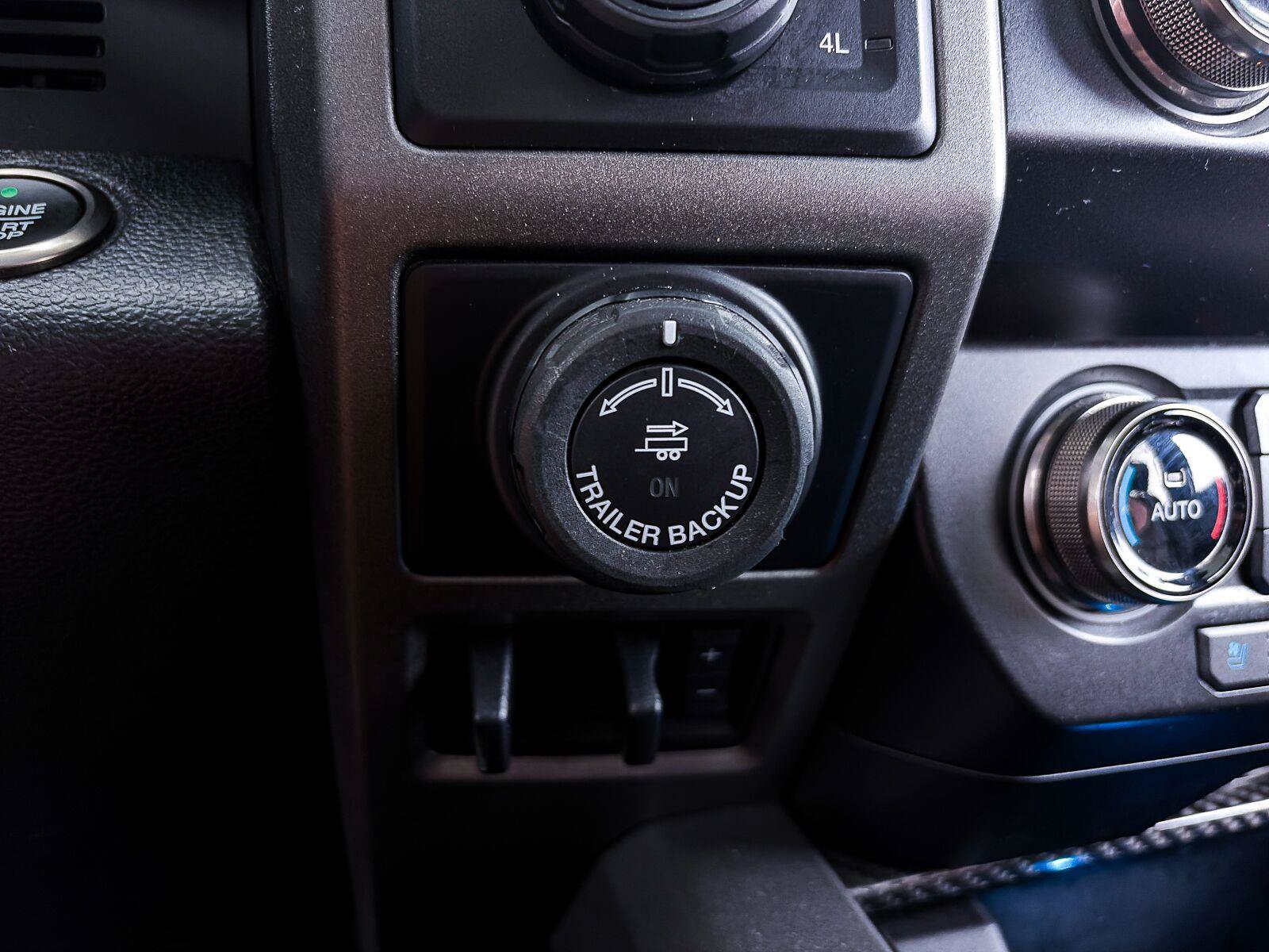 Used 2019 Ford F150 Raptor w/ Equipment Group 802A Luxury AWD/4WD image 27