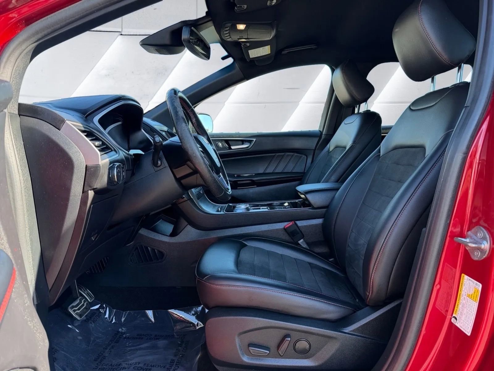 Used 2020 Ford Edge ST-Line image 9