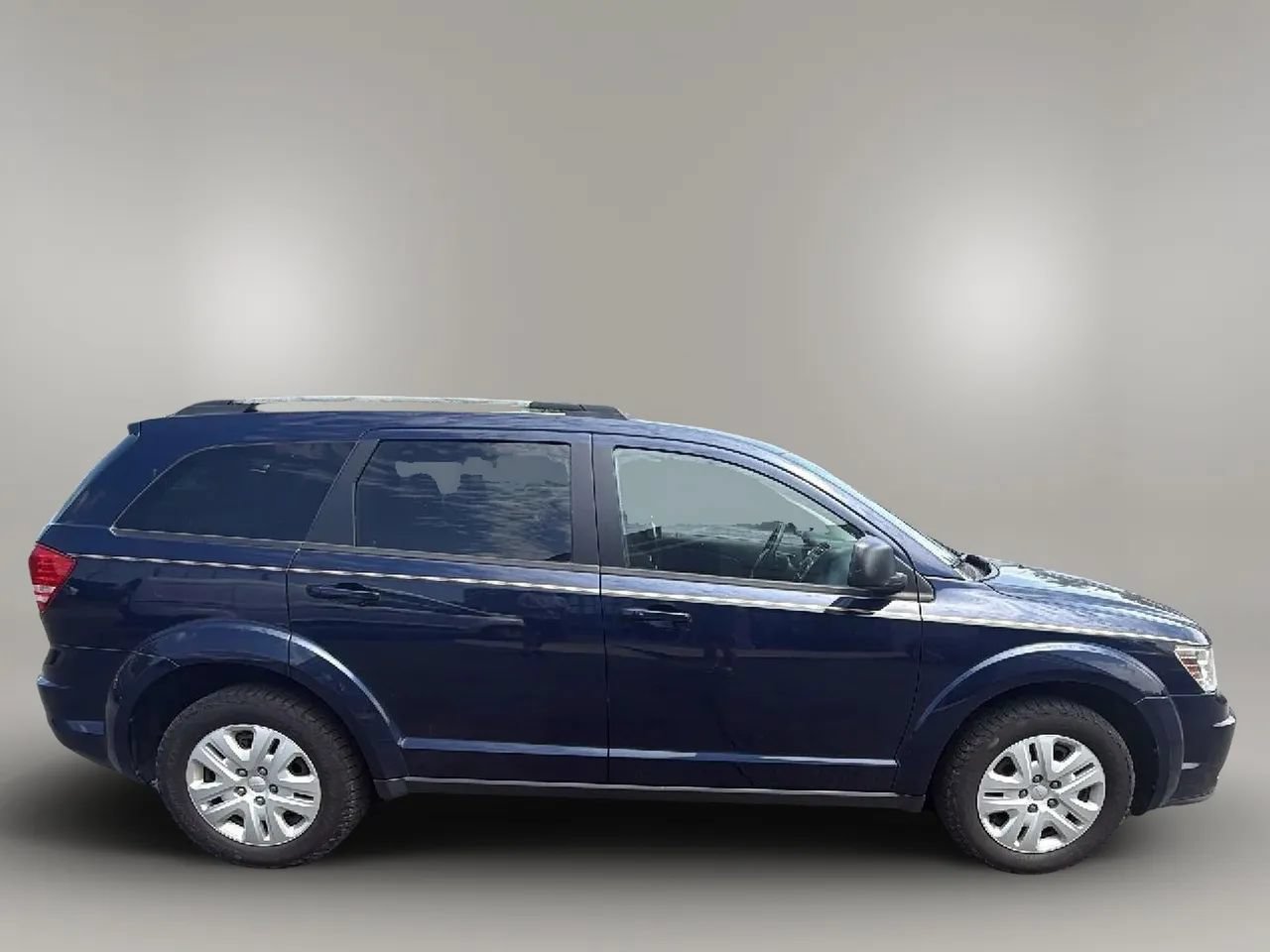 Used 2017 Dodge Journey SE FWD image 6