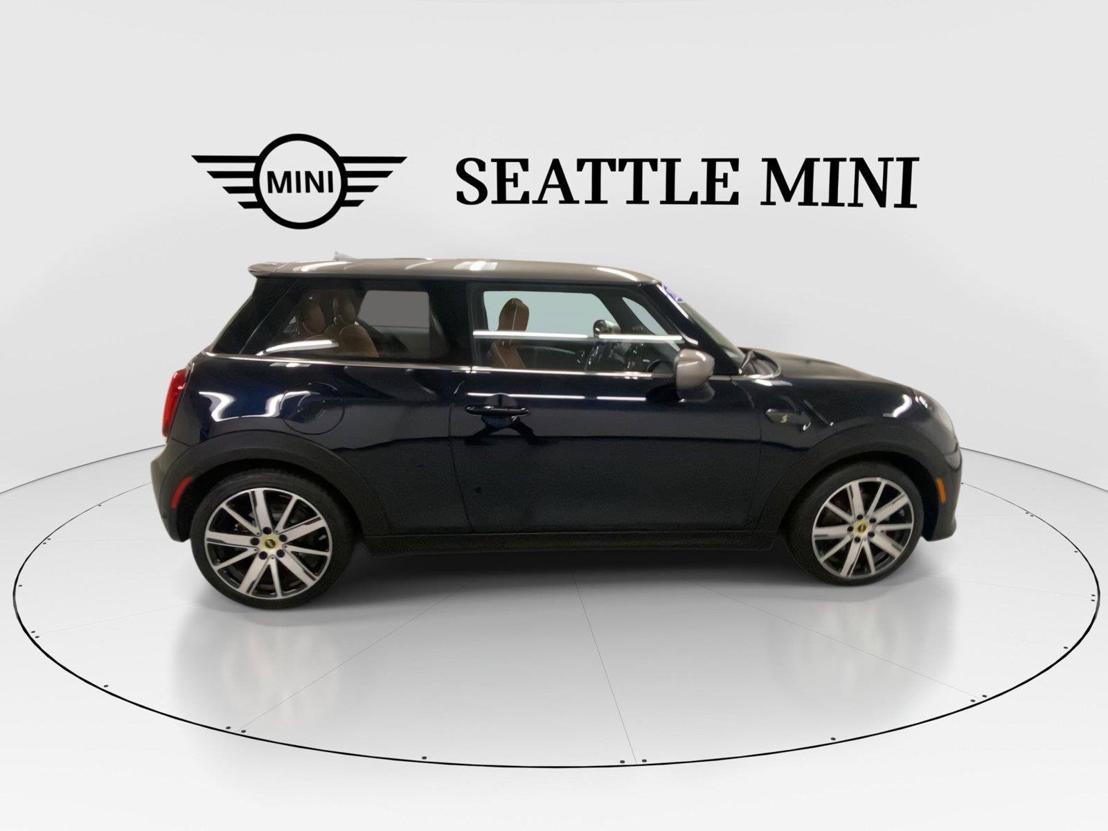 Used 2024 MINI Cooper SE FWD image 12