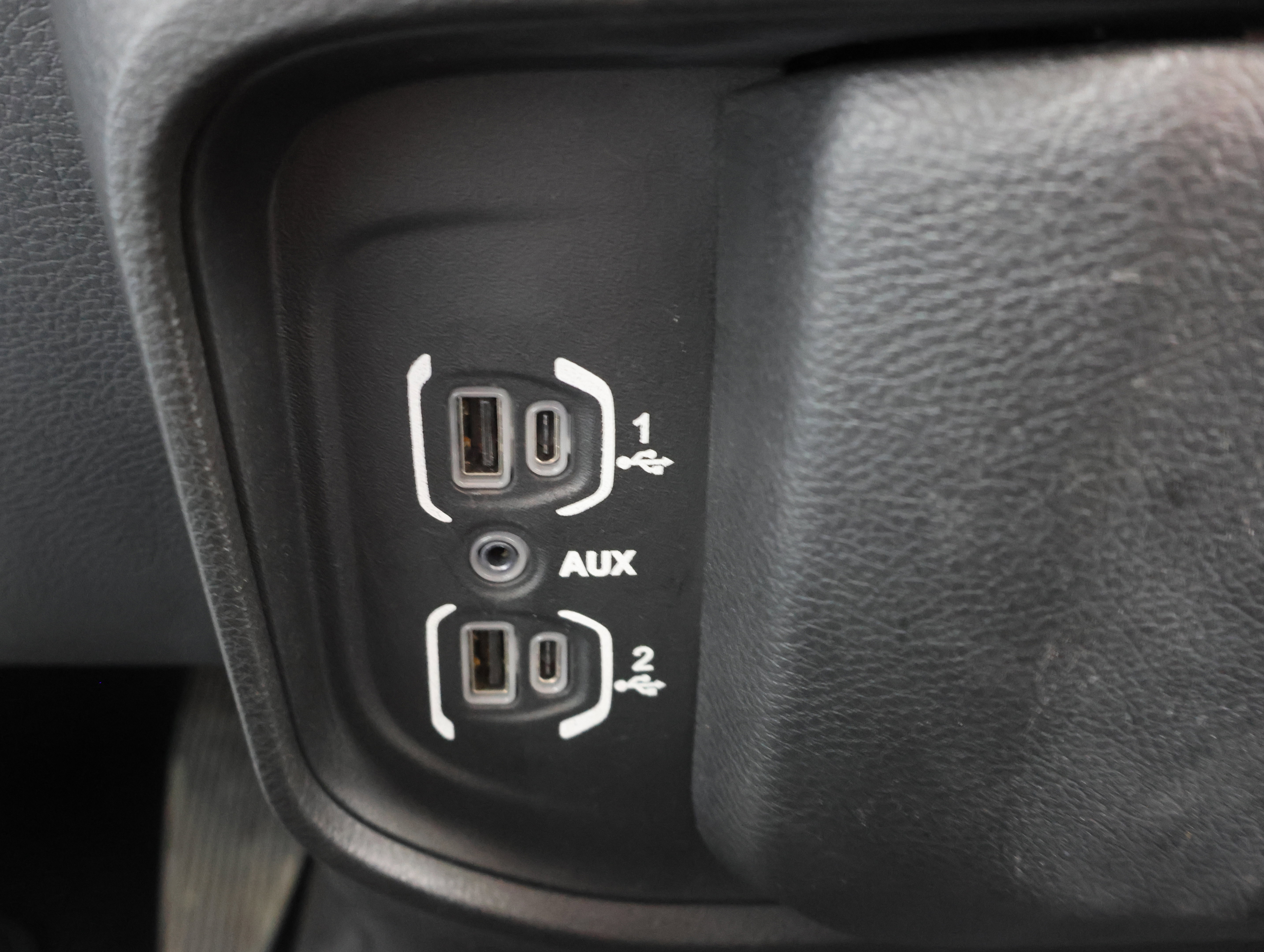 Used 2021 RAM 2500 Laramie AWD/4WD image 45