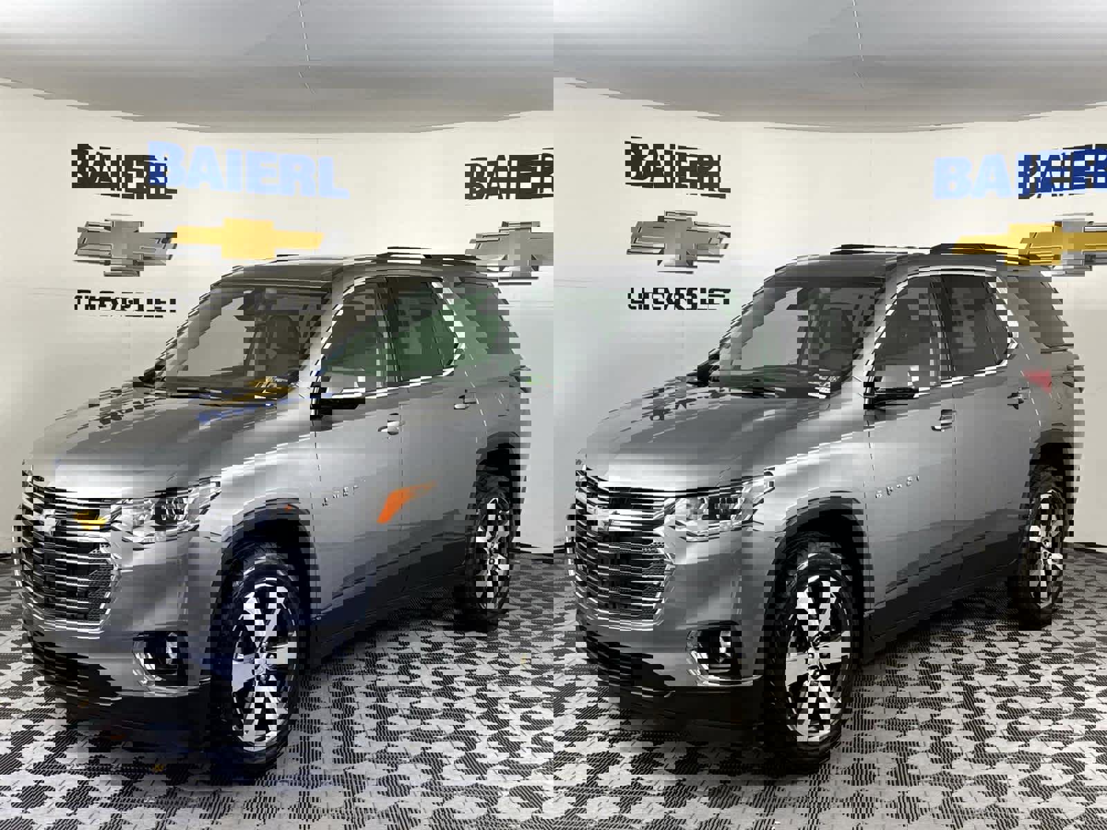 Used 2019 Chevrolet Traverse LT w/ LT Premium Package