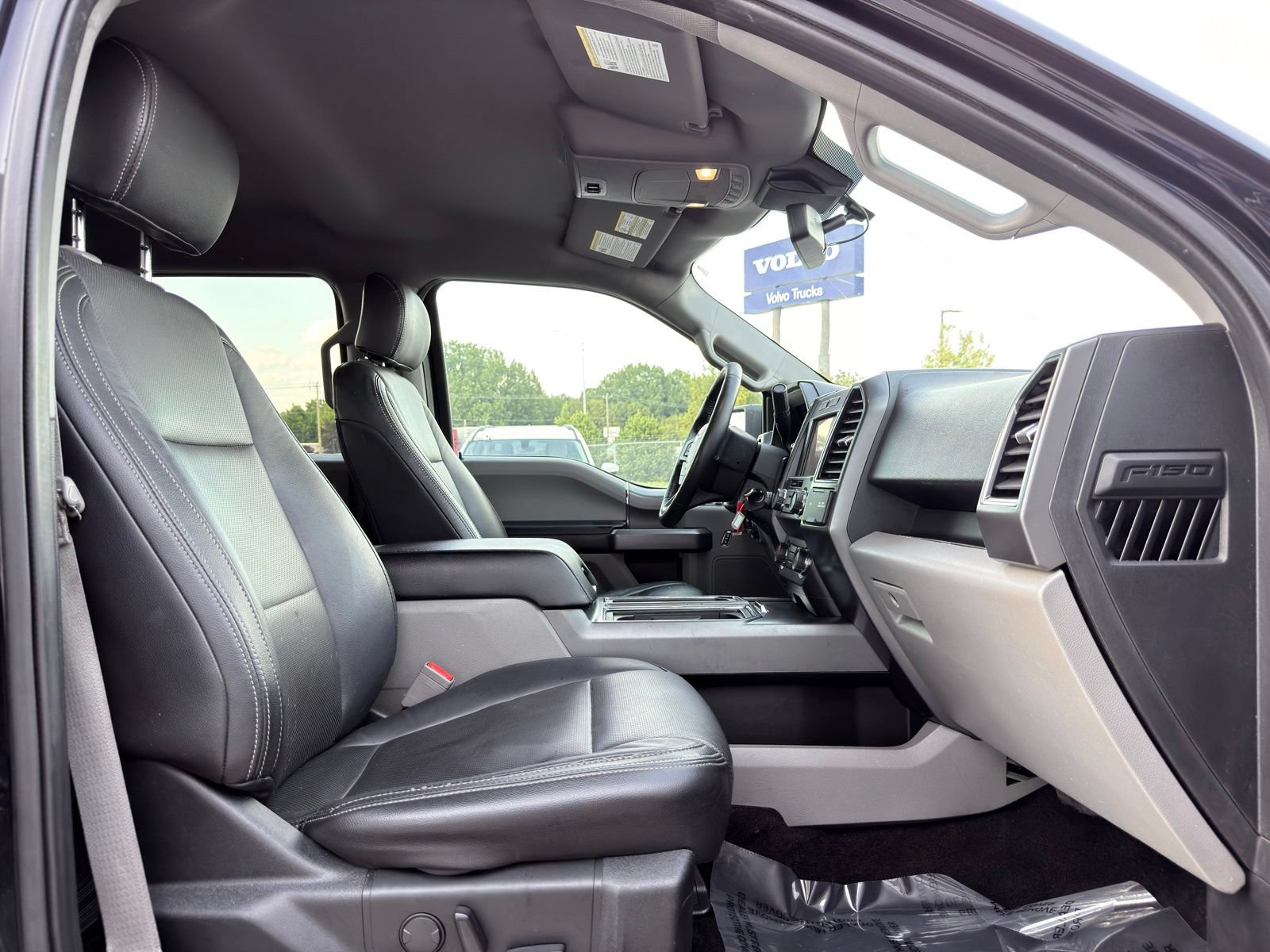 Used 2020 Ford F150 XLT w/ Equipment Group 302A Luxury AWD/4WD image 35