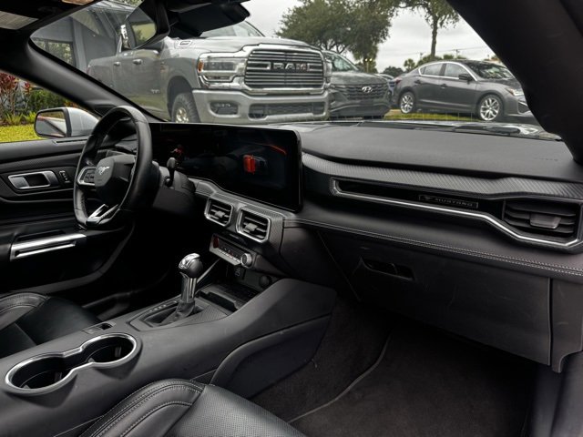 Used 2024 Ford Mustang Premium image 8