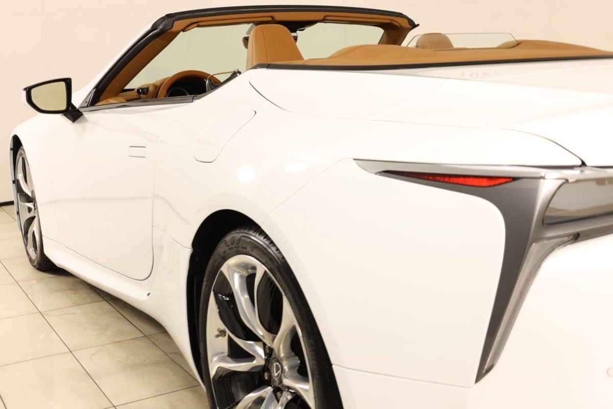 Used 2022 Lexus LC 500 Convertible w/ Touring Package RWD image 53
