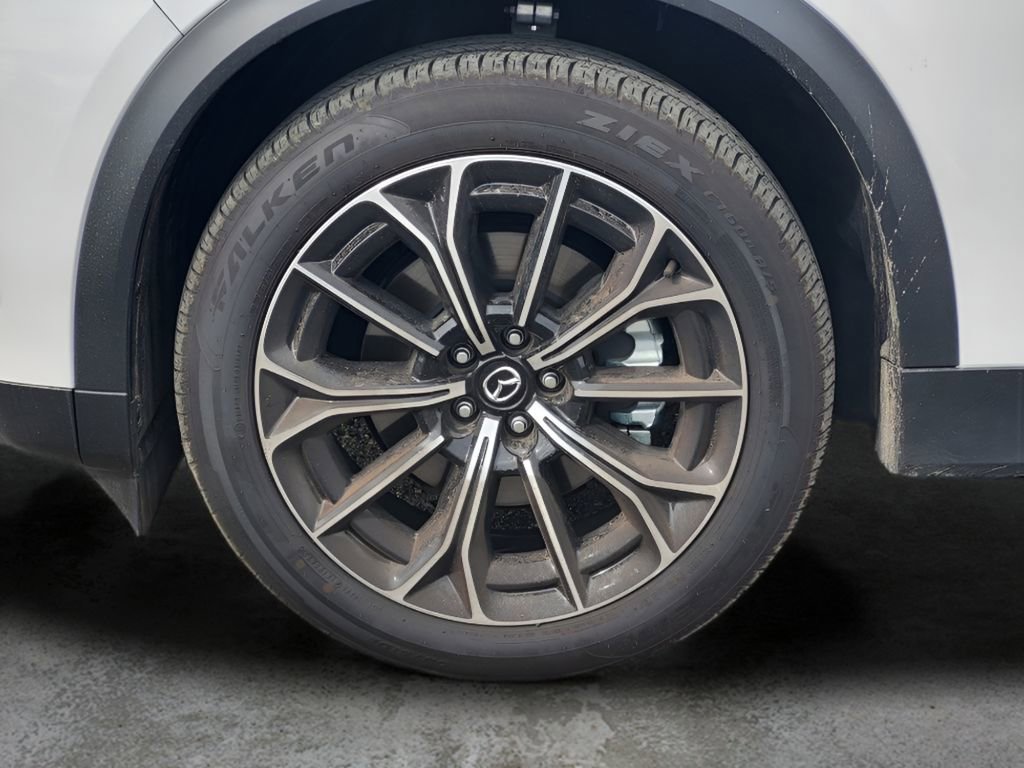Used 2025 MAZDA CX-70 Plug-In Hybrid w/ Premium Plus image 8