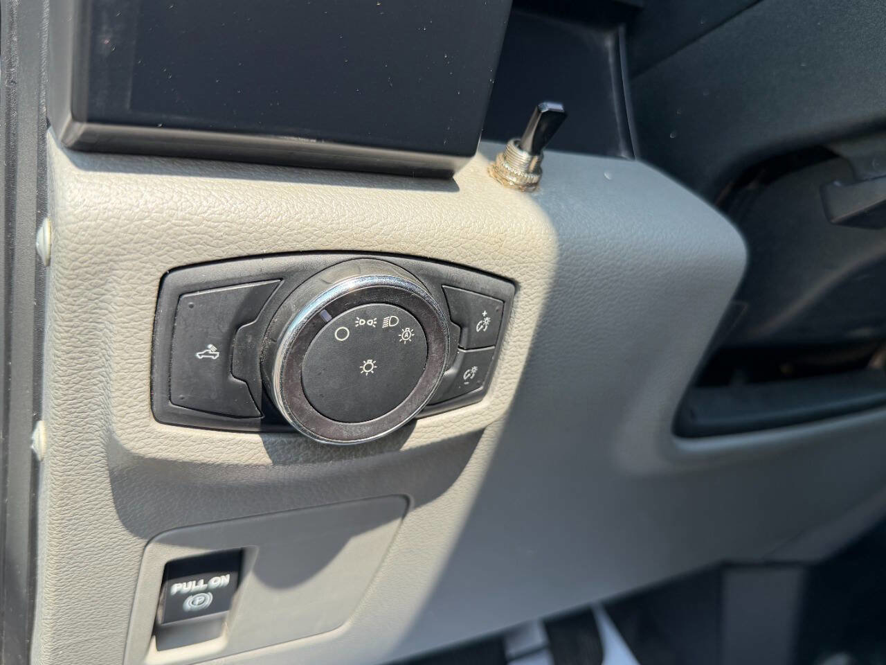 Used 2016 Ford F150 XL w/ XL Power Equipment Group RWD image 19