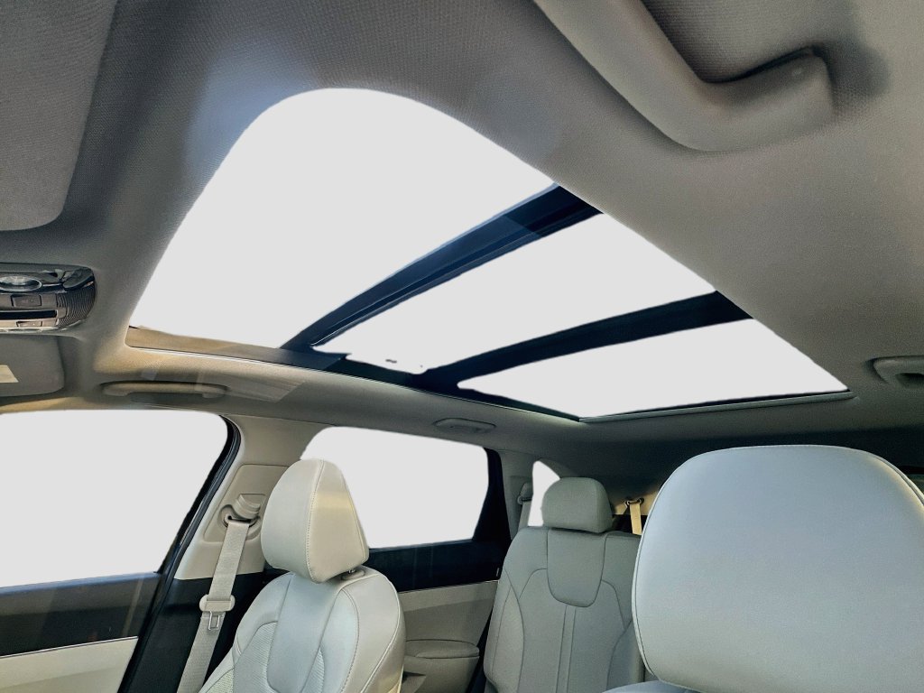 New 2026 Kia Sorento S FWD image 21