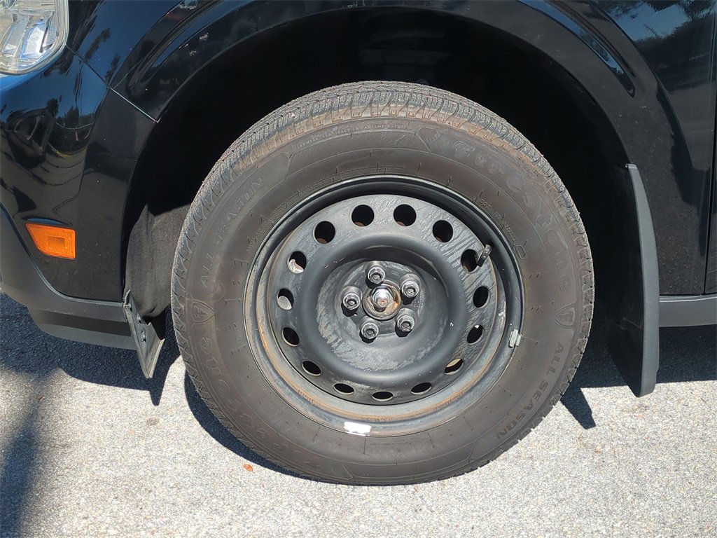 Used 2023 Ford Maverick XL image 11