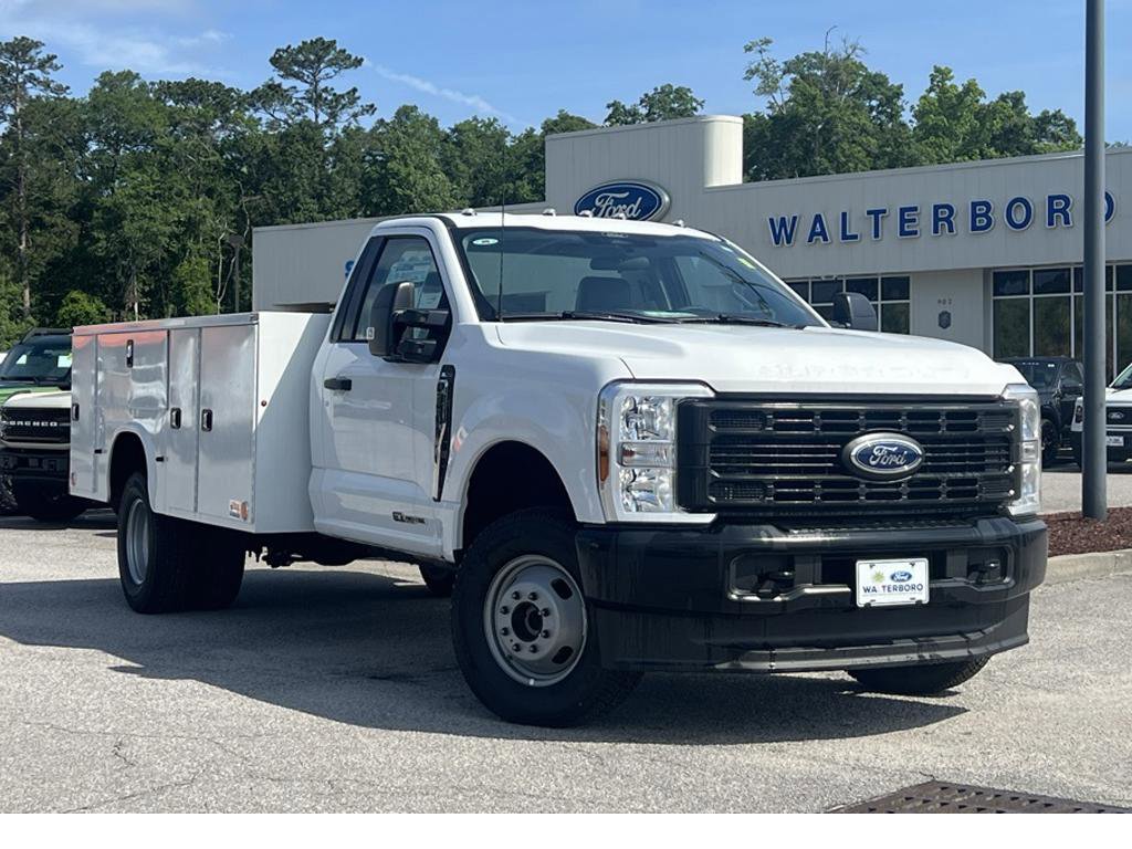 New 2024 Ford F350 XL