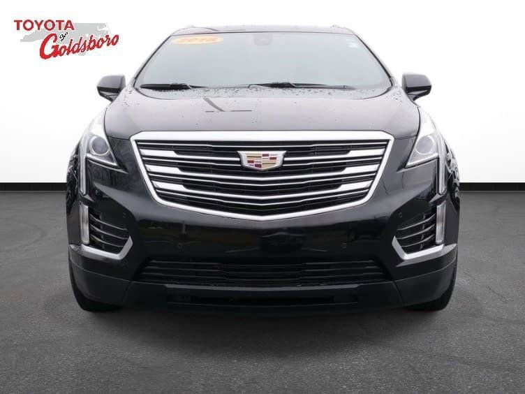 Used 2018 Cadillac XT5 Luxury w/ Driver Awareness Package image 2
