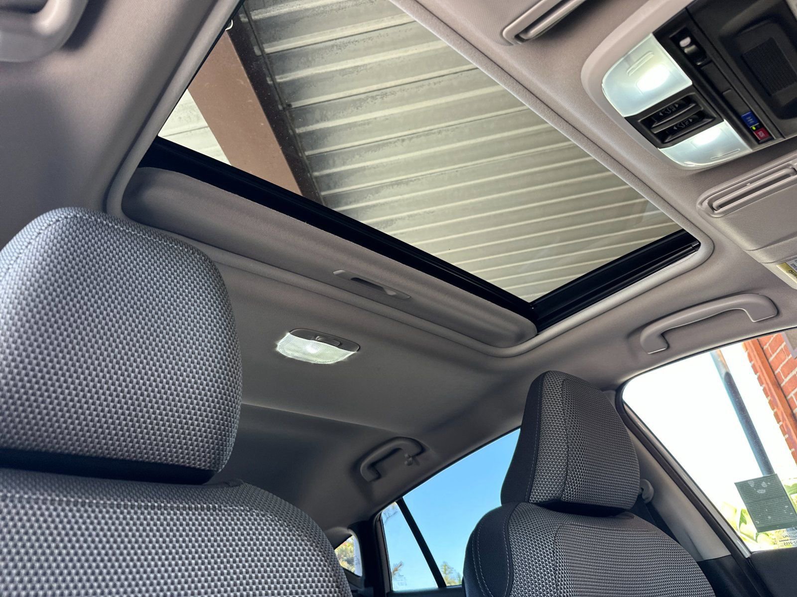 Used 2024 Subaru Crosstrek 2.0i Premium AWD/4WD image 23