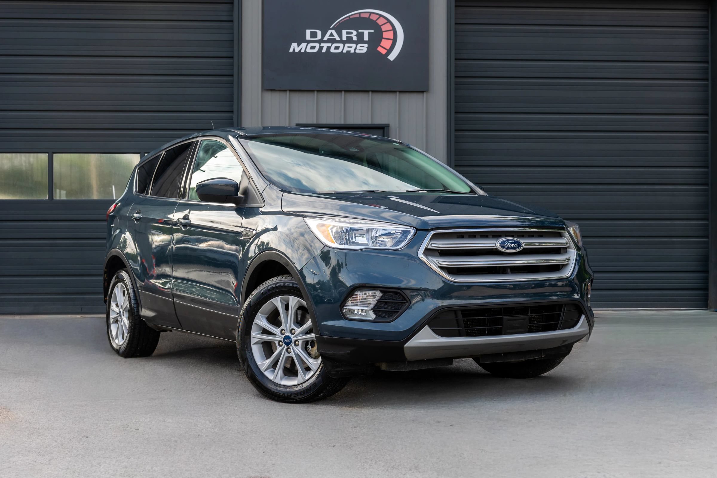 Used 2019 Ford Escape SE AWD/4WD image 3