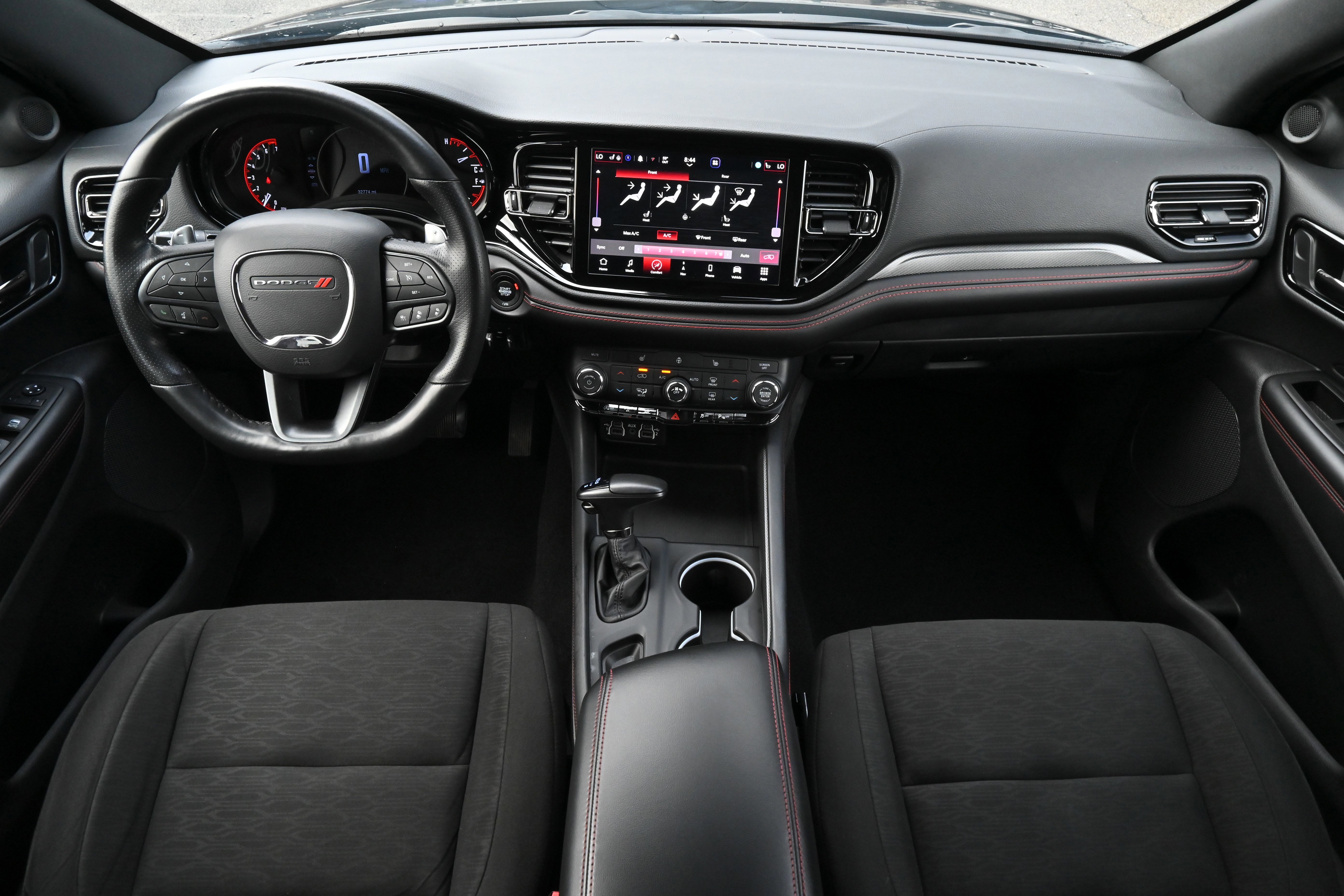 Used 2023 Dodge Durango GT image 3