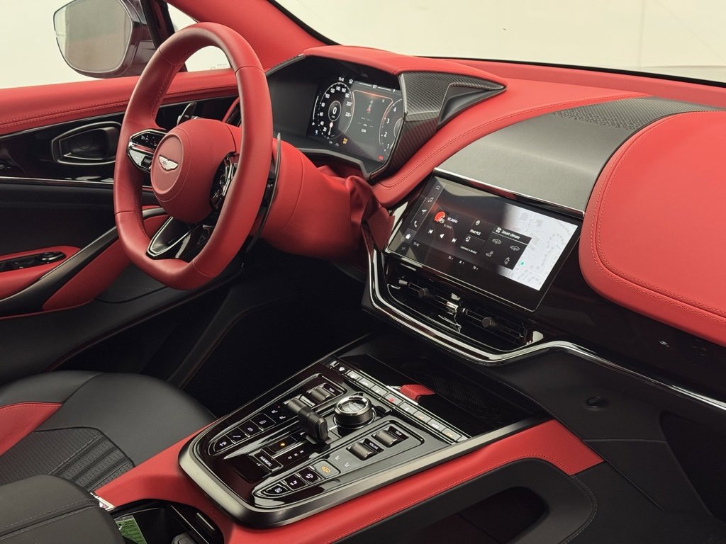 Used 2025 Aston Martin DBX 707 image 62