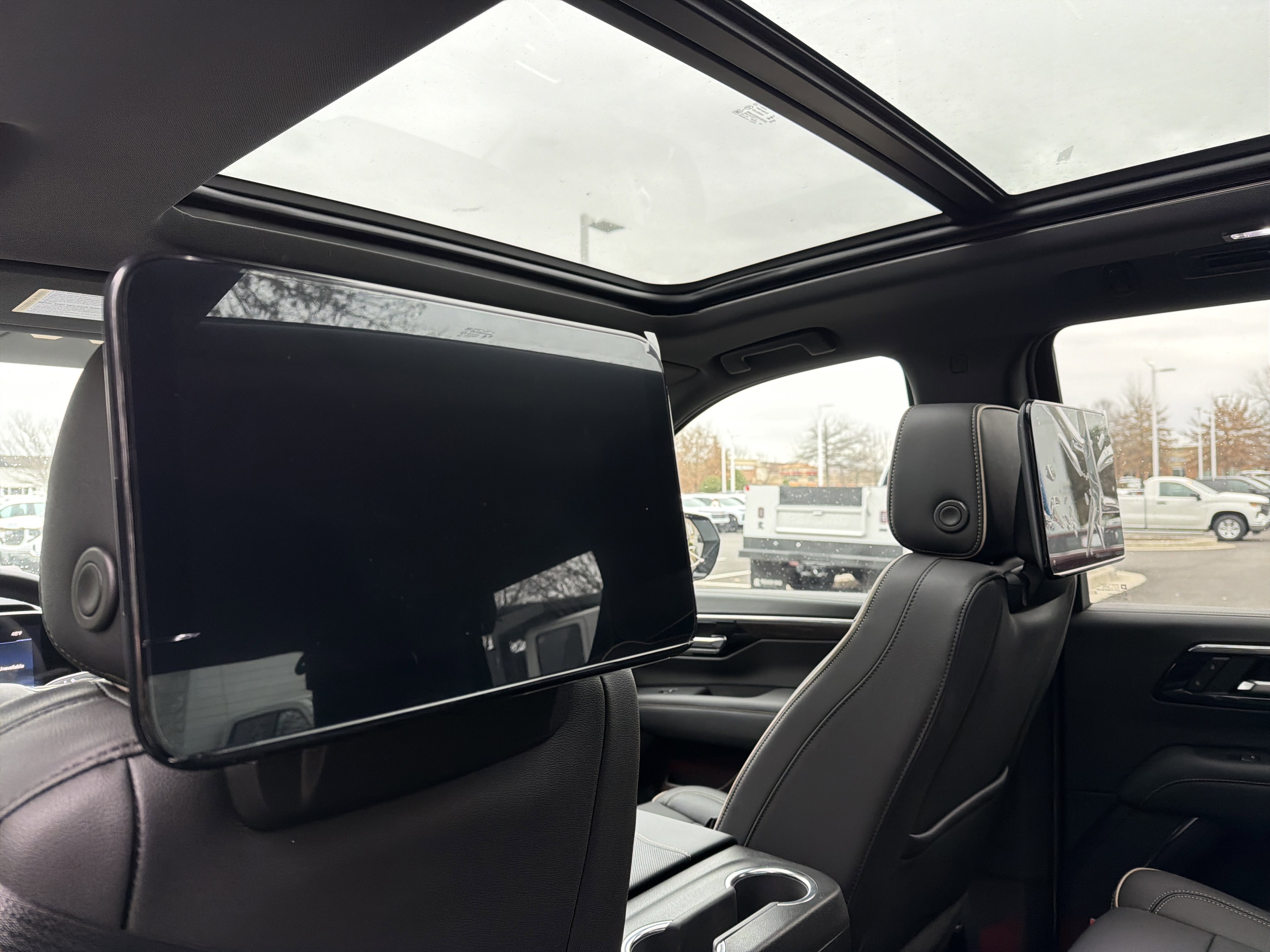 New 2026 Chevrolet Tahoe Premier image 7