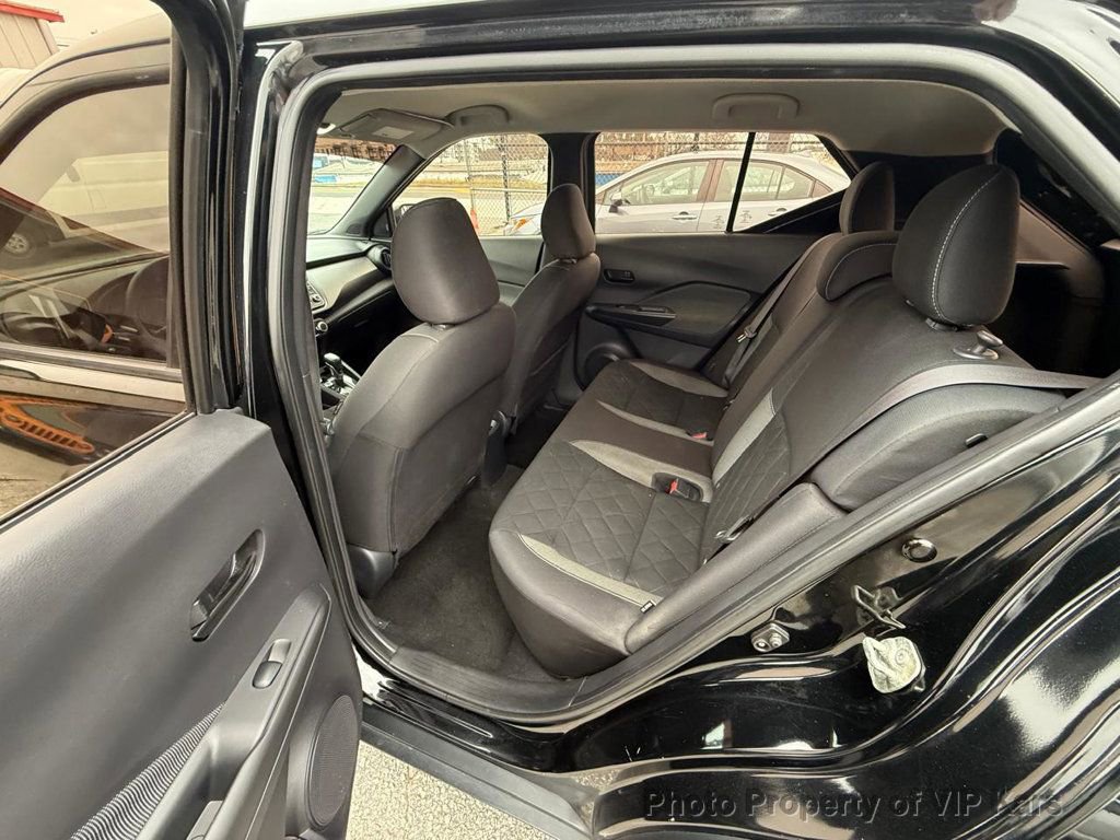 Used 2020 Nissan Kicks S FWD image 10