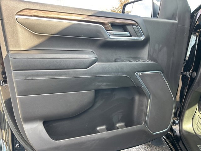 Used 2024 Chevrolet Silverado 1500 LT Trail Boss image 11