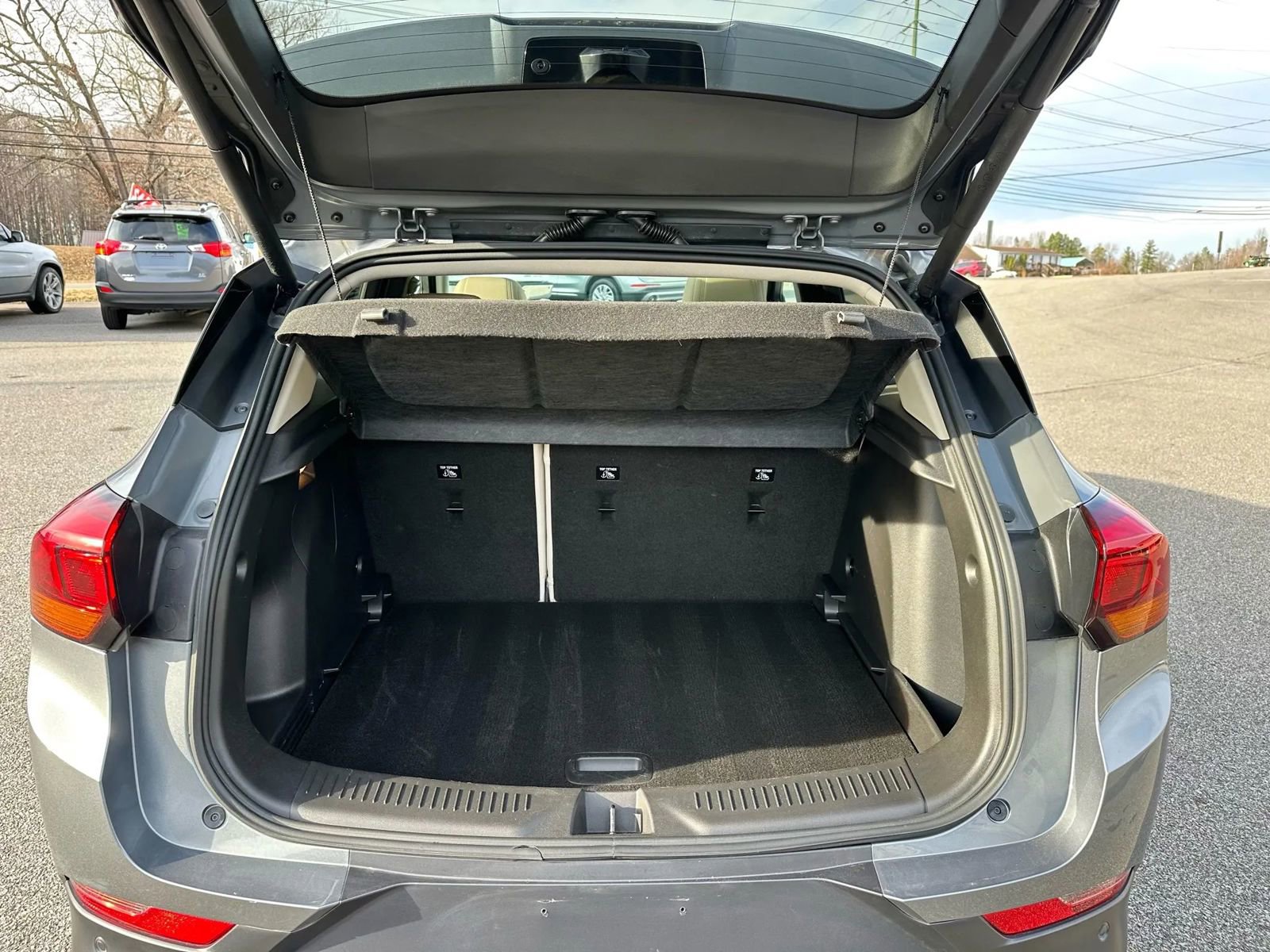 Used 2021 Buick Encore GX Essence w/ Advanced Technology Package image 15