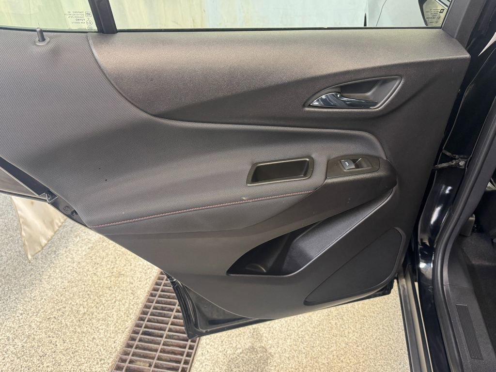 Certified 2024 Chevrolet Equinox RS image 22