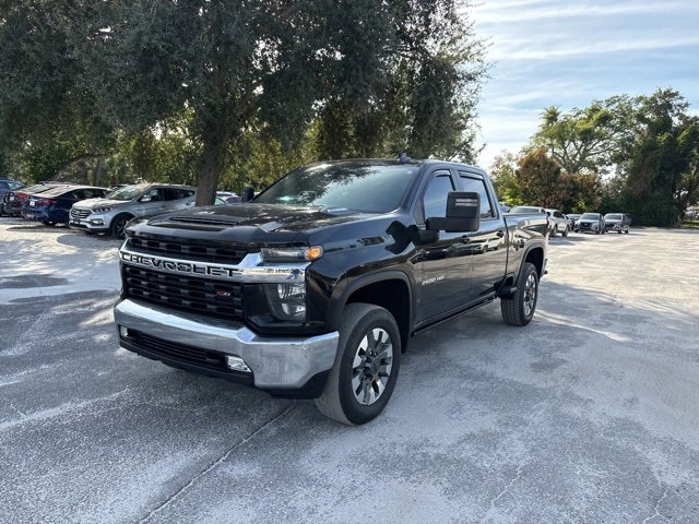 Used 2022 Chevrolet Silverado 2500 LT w/ Convenience Package image 2