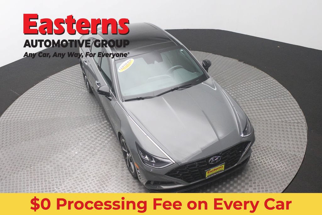Used 2023 Hyundai Sonata SEL Plus w/ Preferred Accessory Package FWD image 3