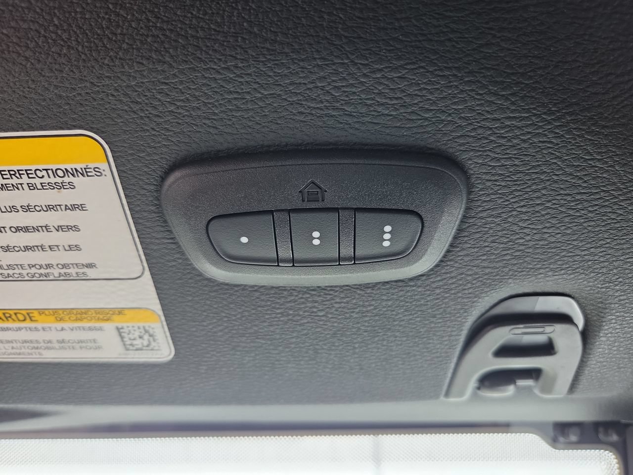 Certified 2025 Jeep Wrangler Sport AWD/4WD image 21