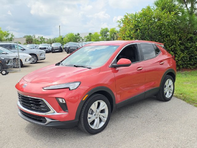 Certified 2024 Buick Encore GX Preferred w/ Comfort Package FWD image 2
