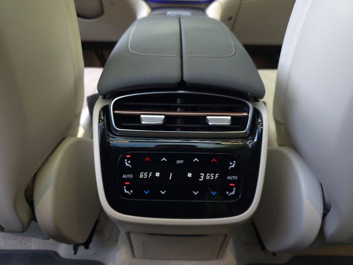 Used 2023 Mercedes-Benz EQS 580 4MATIC SUV image 18