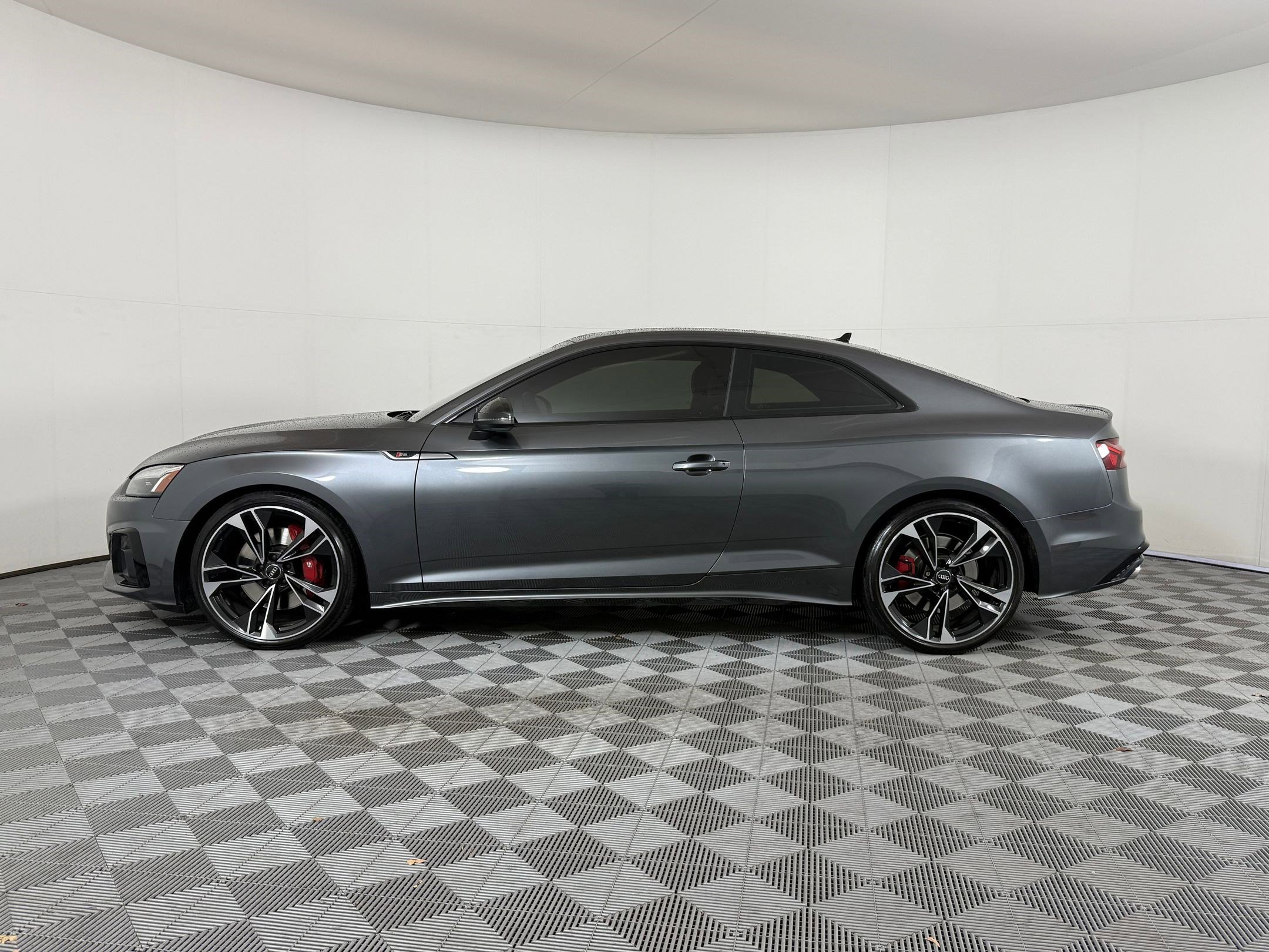 Used 2021 Audi S5 Premium Plus w/ Premium Plus image 2