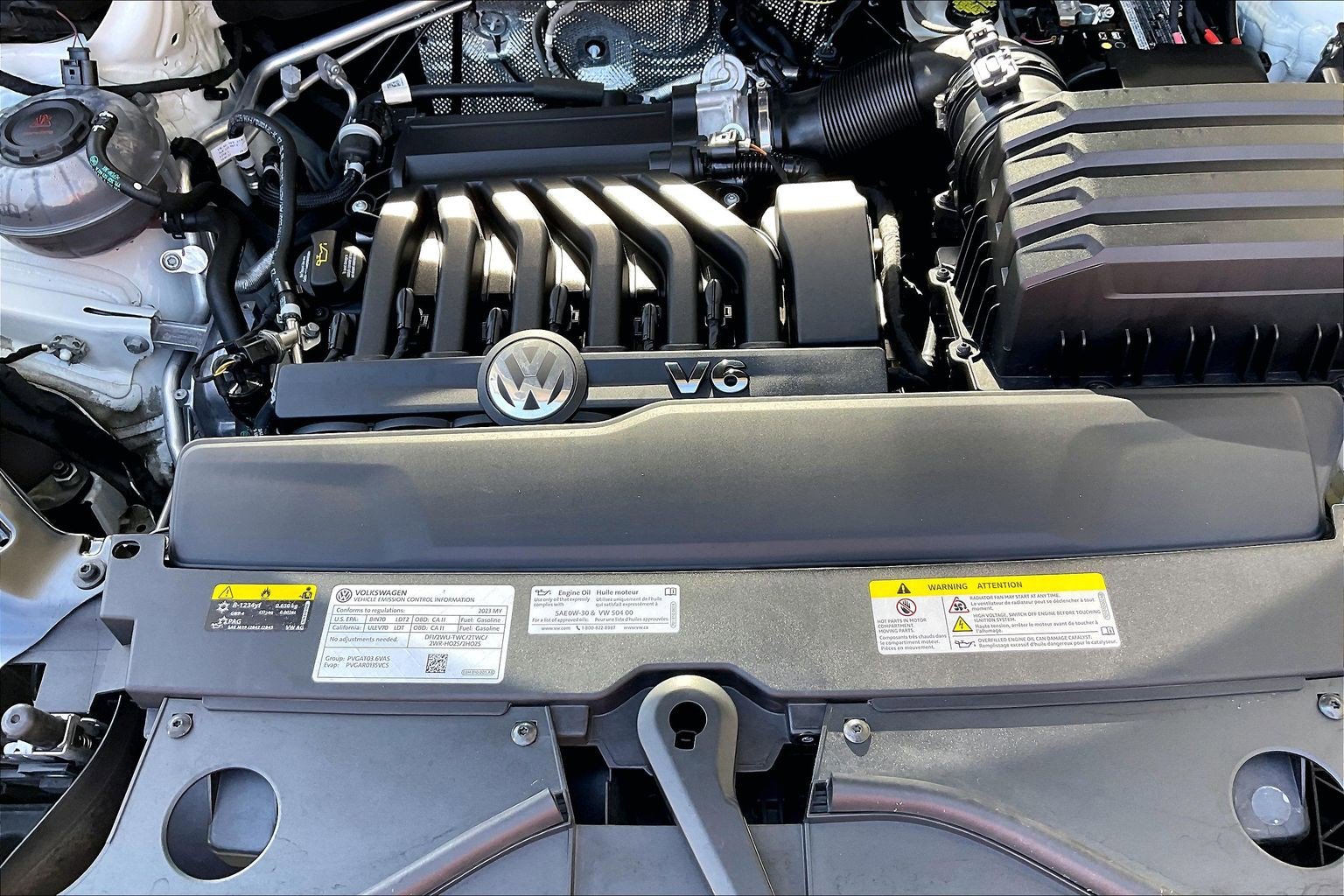 Certified 2023 Volkswagen Atlas SE w/ Panoramic Sunroof Package AWD/4WD image 32