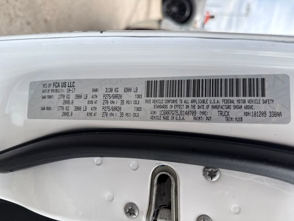 Used 2018 RAM 1500 SLT image 30