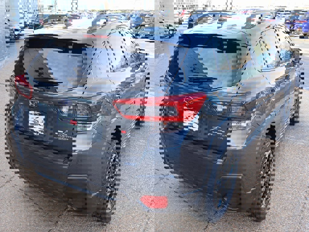Used 2021 Subaru Crosstrek 2.0i Premium image 6