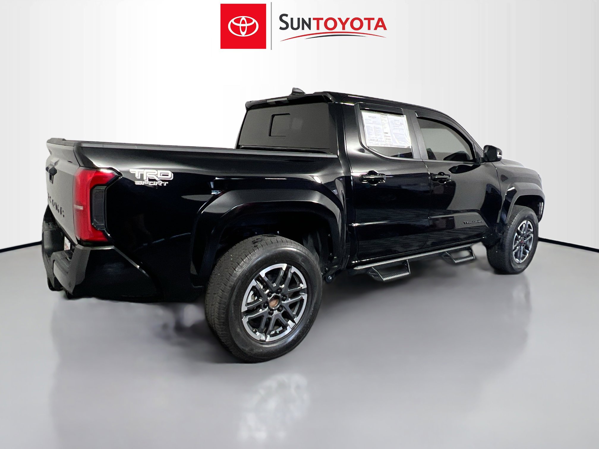 Used 2024 Toyota Tacoma TRD Sport image 4