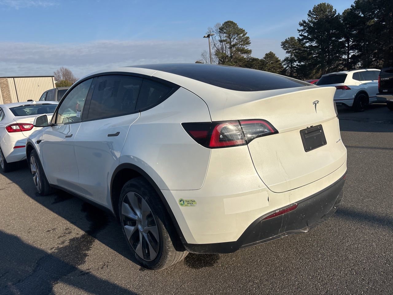 Used 2023 Tesla Model Y Long Range image 5