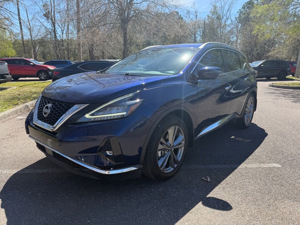 Used 2023 Nissan Murano Platinum w/ Cargo Package image 2