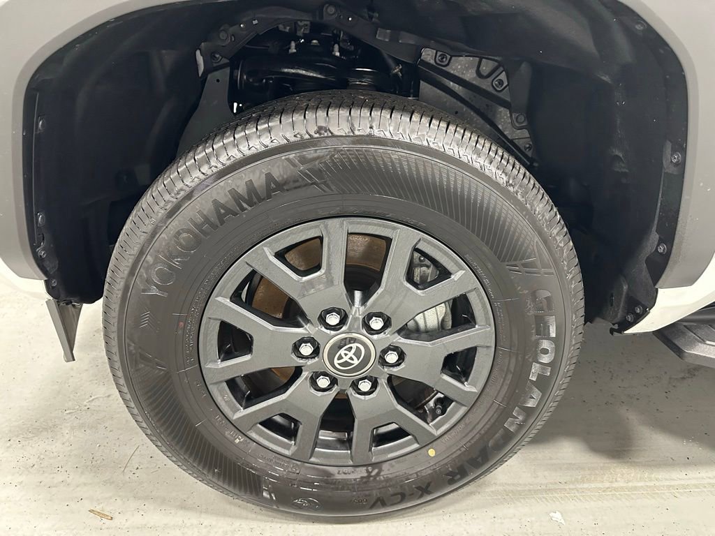 Used 2025 Toyota 4Runner SR5 image 61