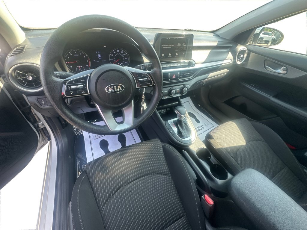 Used 2020 Kia Forte LXS FWD image 30