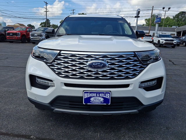 Certified 2021 Ford Explorer Platinum w/ Equipment Group 601A AWD/4WD image 2