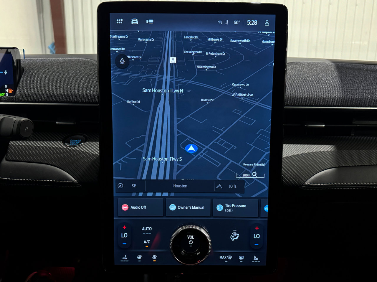 Used 2025 Ford Mustang Mach-E Premium image 37