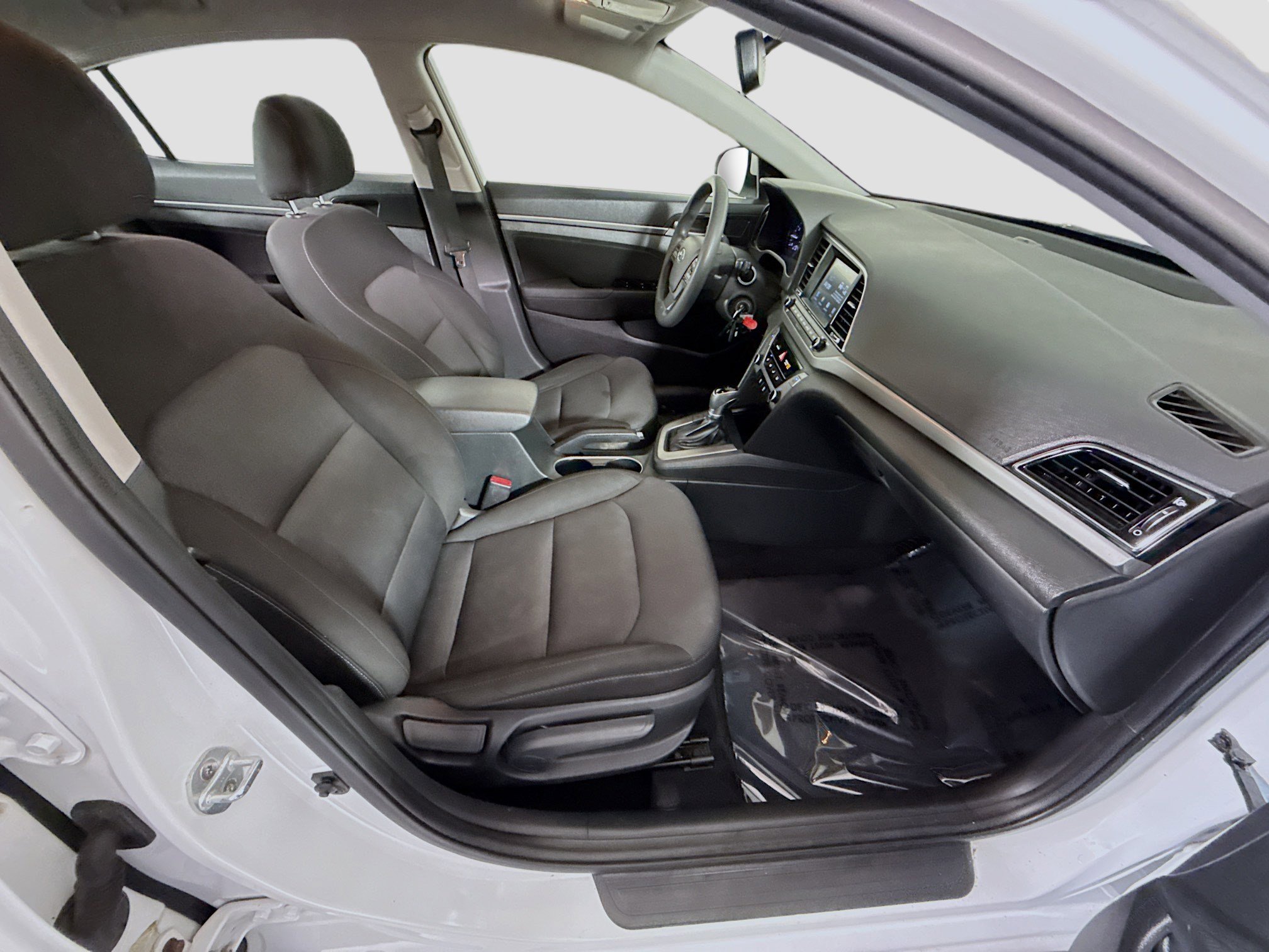 Used 2018 Hyundai Elantra SEL image 28