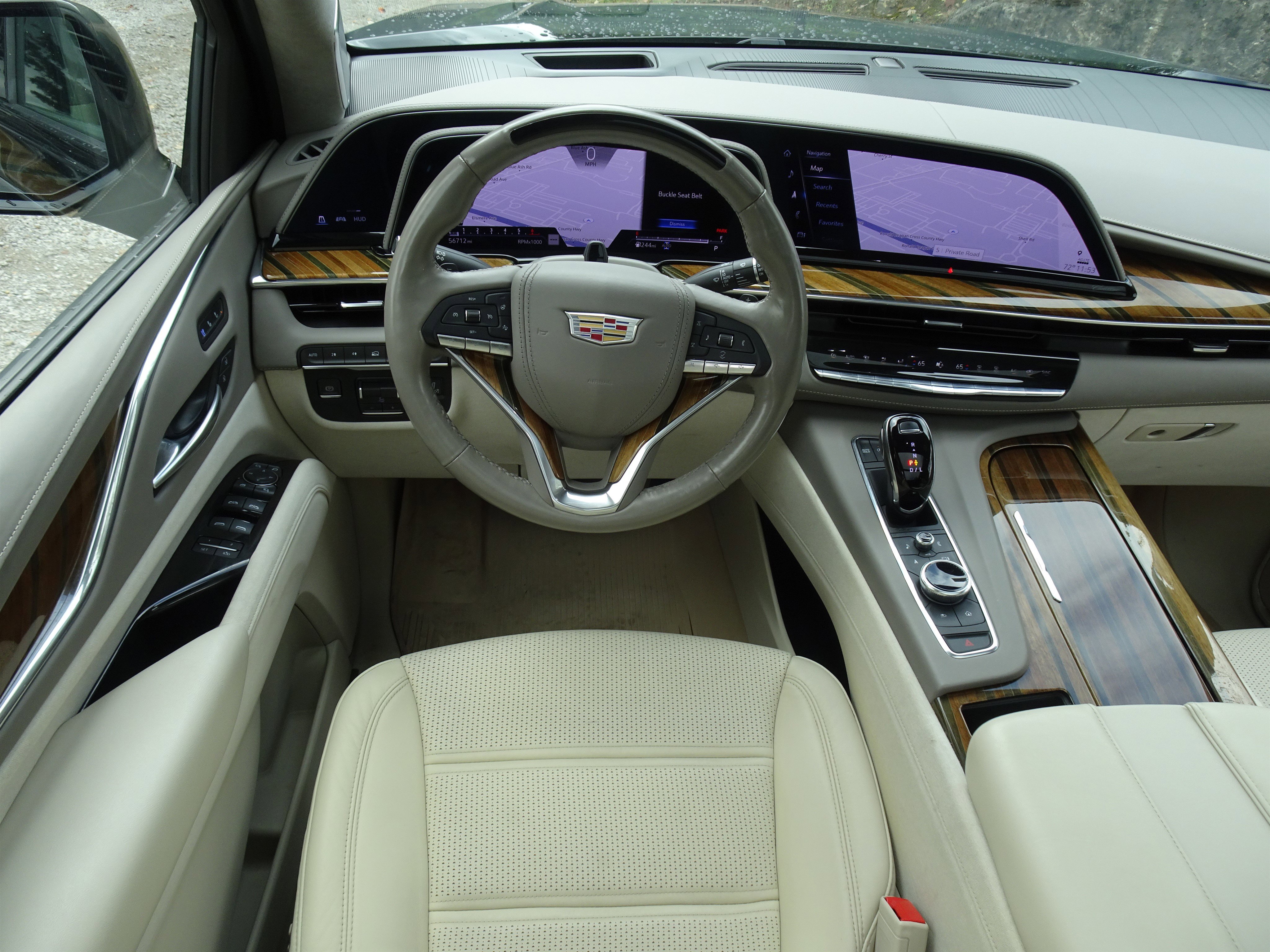 Used 2023 Cadillac Escalade Sport Platinum image 18